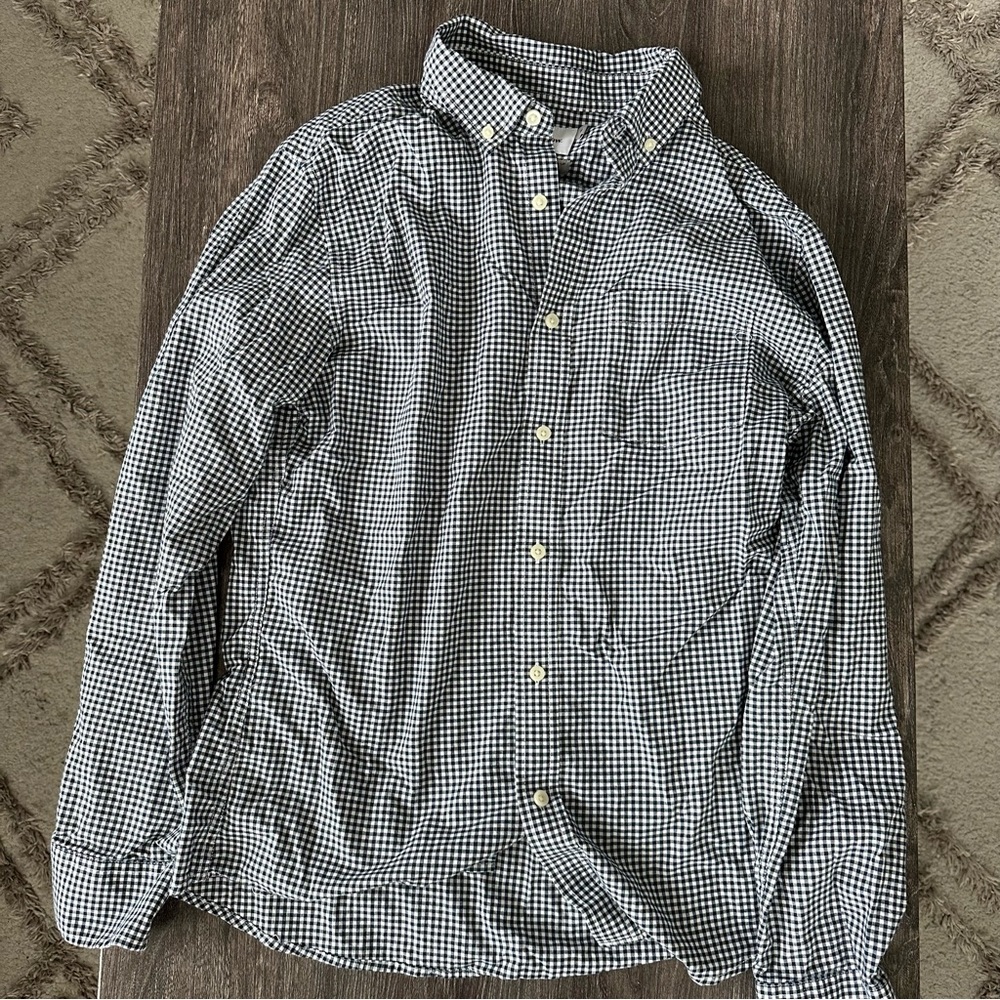 Goodfellow Navy blue cherckered button down